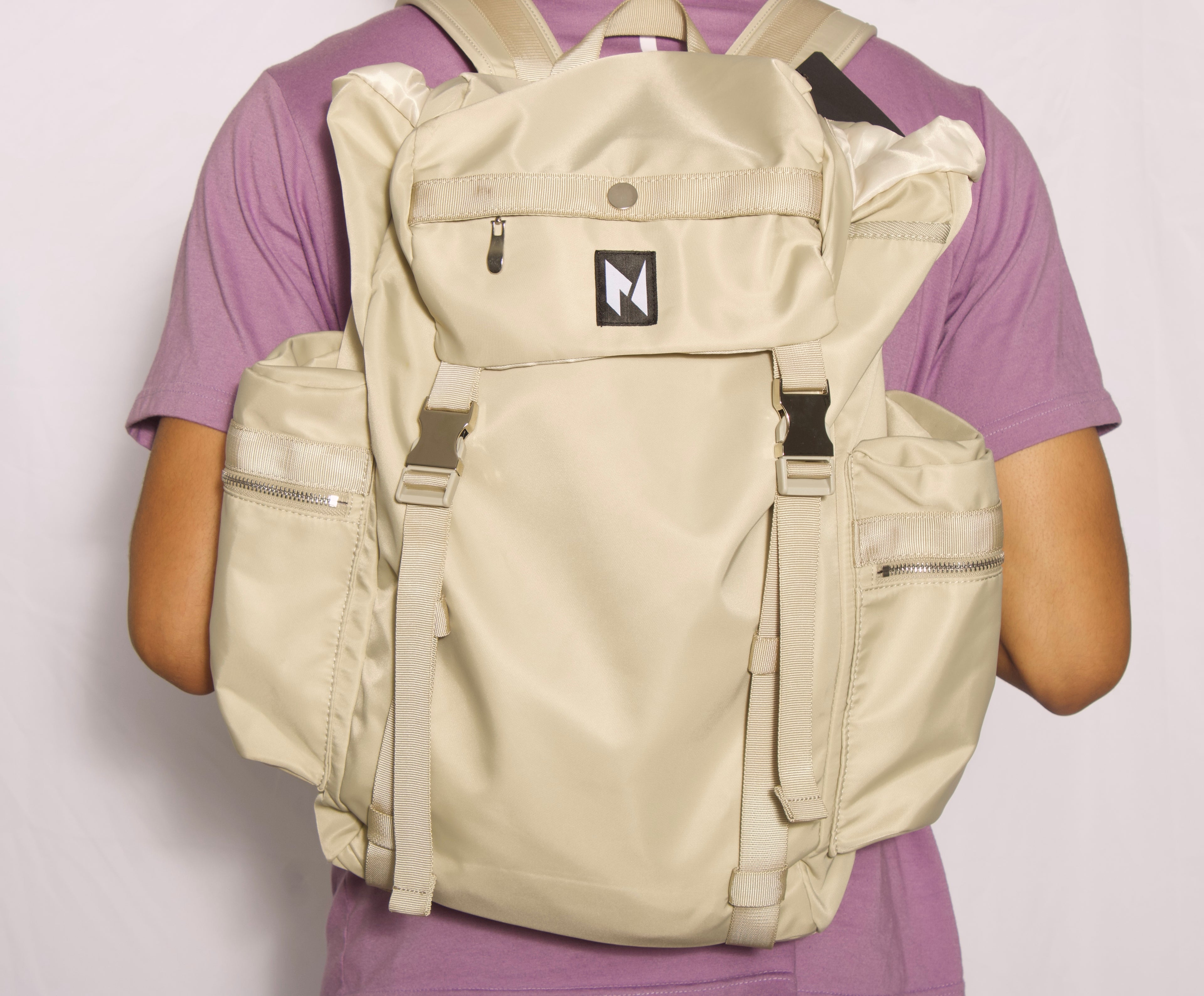 Newjus Backpack